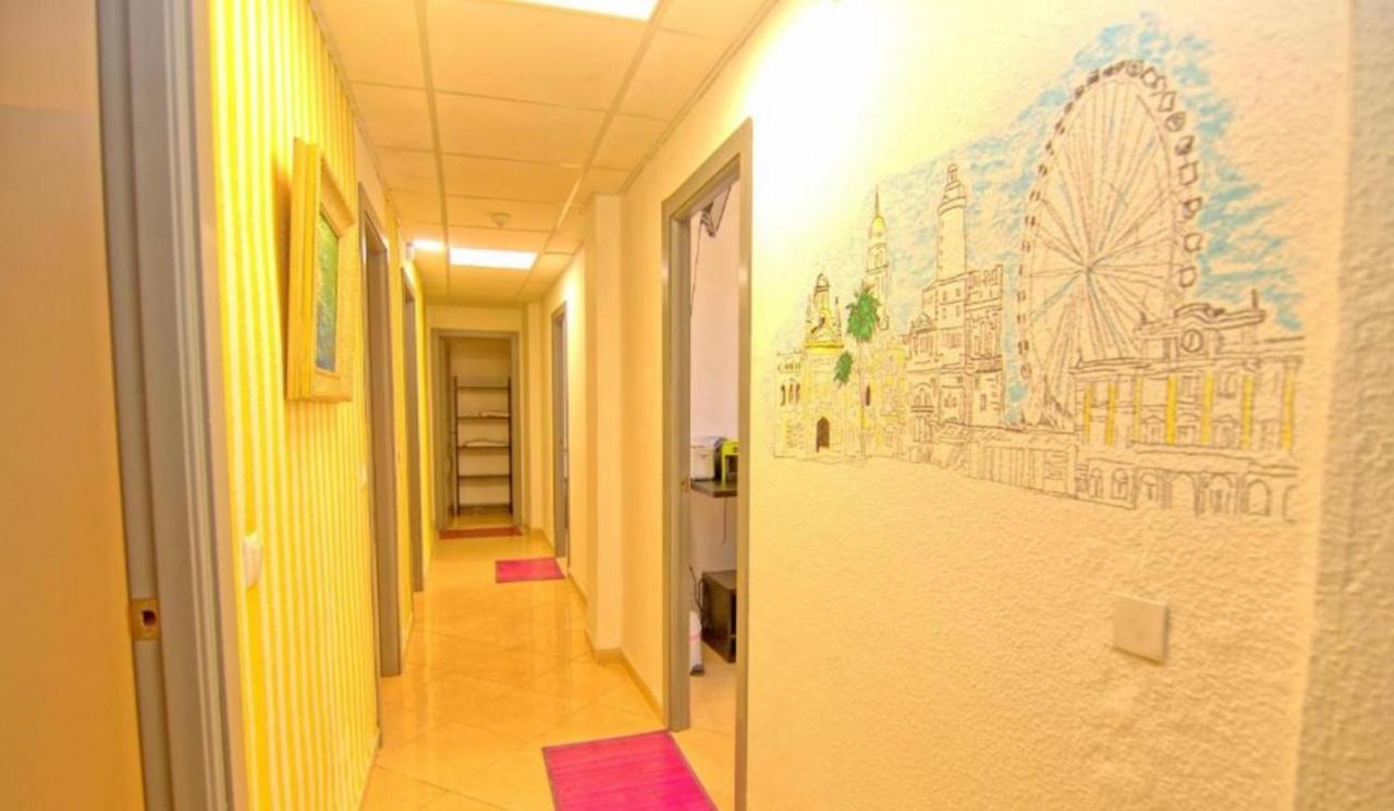 Guests House Mercado Malaga Apartamento Exterior foto